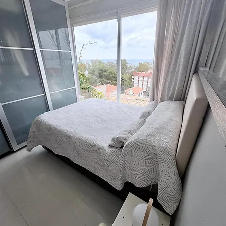 דירה Atico Con Solarium En Pedregalejo *